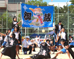 矢野様の演舞用大漁旗お写真
