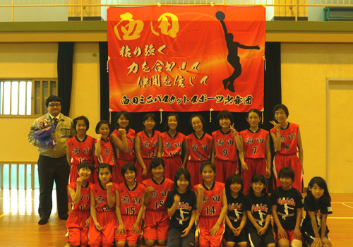 鹿児島県の西田ミニバスケットボール少年団様の応援旗