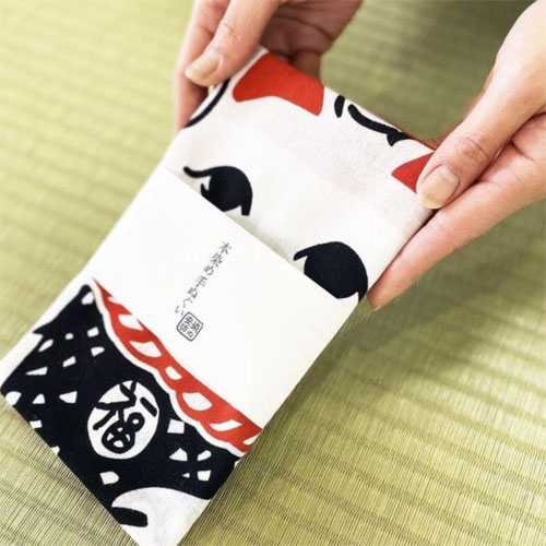 喜ばれるノベルティ「手ぬぐい」の魅力