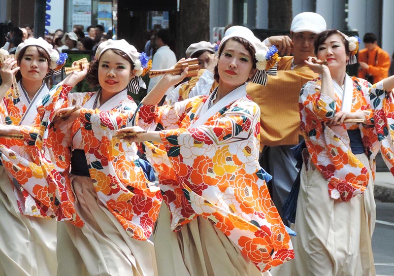 高知県発祥の踊りは何ですか？